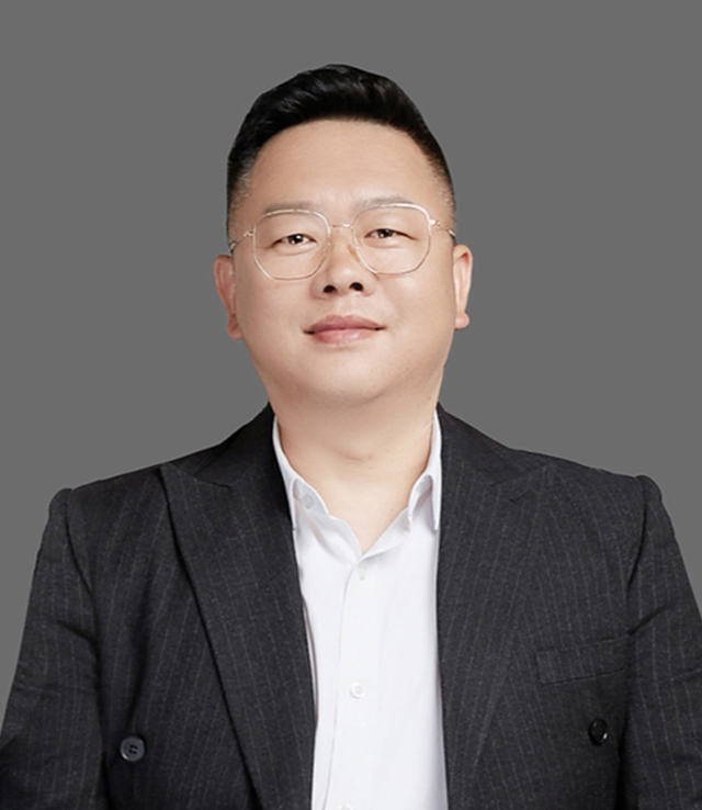 雨虹美墅 董事长刘绍光